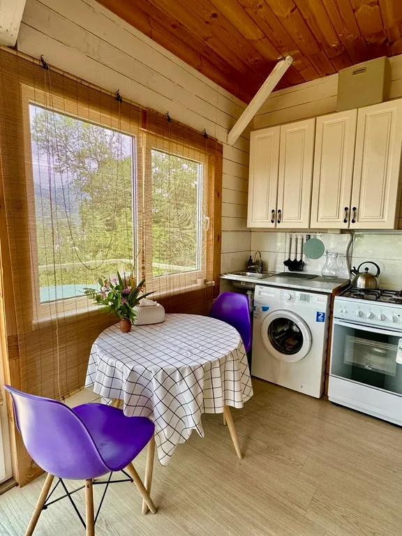 Уютный домик с видом на море