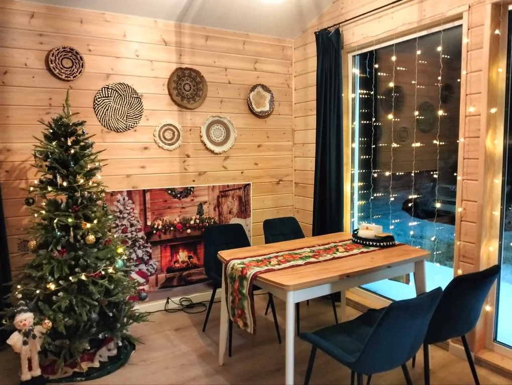 Коттедж Просторный домик для семейных посиделок, встреч с друзьями Поляна Грин — аренда посуточно в Арамиль