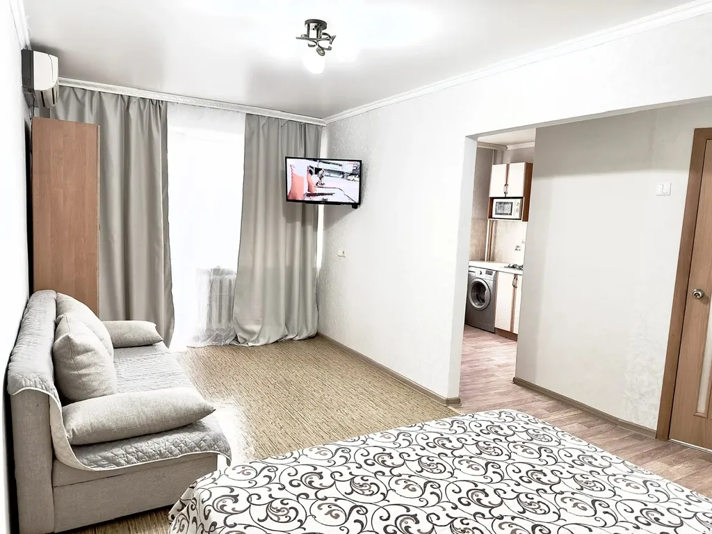 Квартира Отличная квартира Люкс с ремонтом в самом центре Симферополя — Симферополь