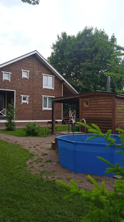 Коттедж с баней и горячей купелью