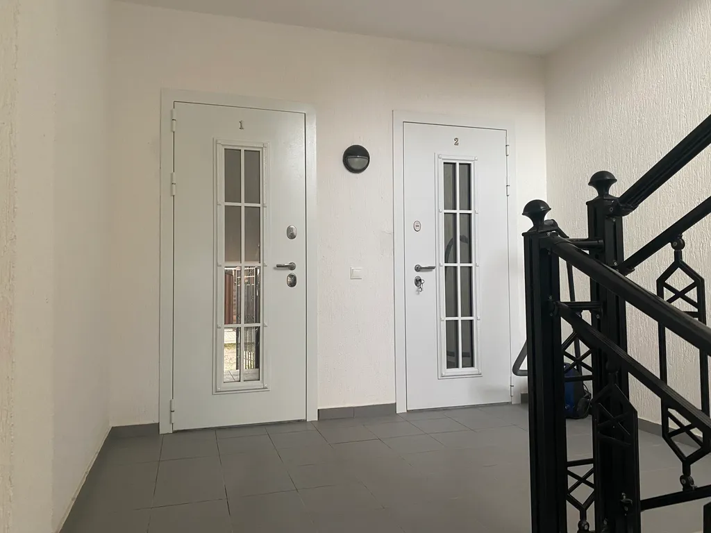 К вашему вниманию классные современные апартаменты с бассейном в доли