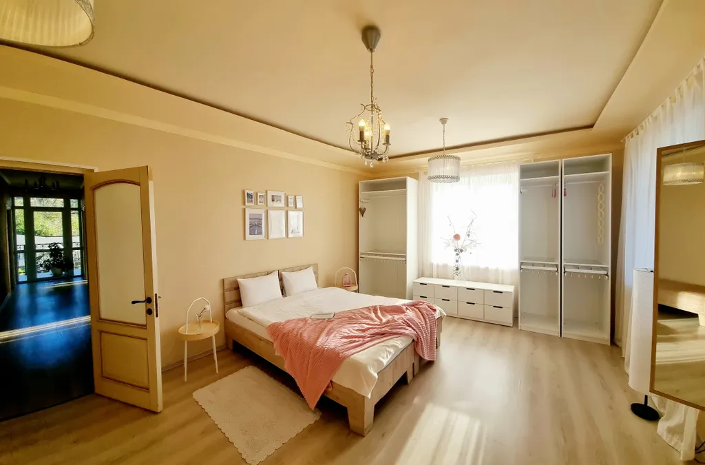 Дом среди гор в Байдарской долине Эвимиз