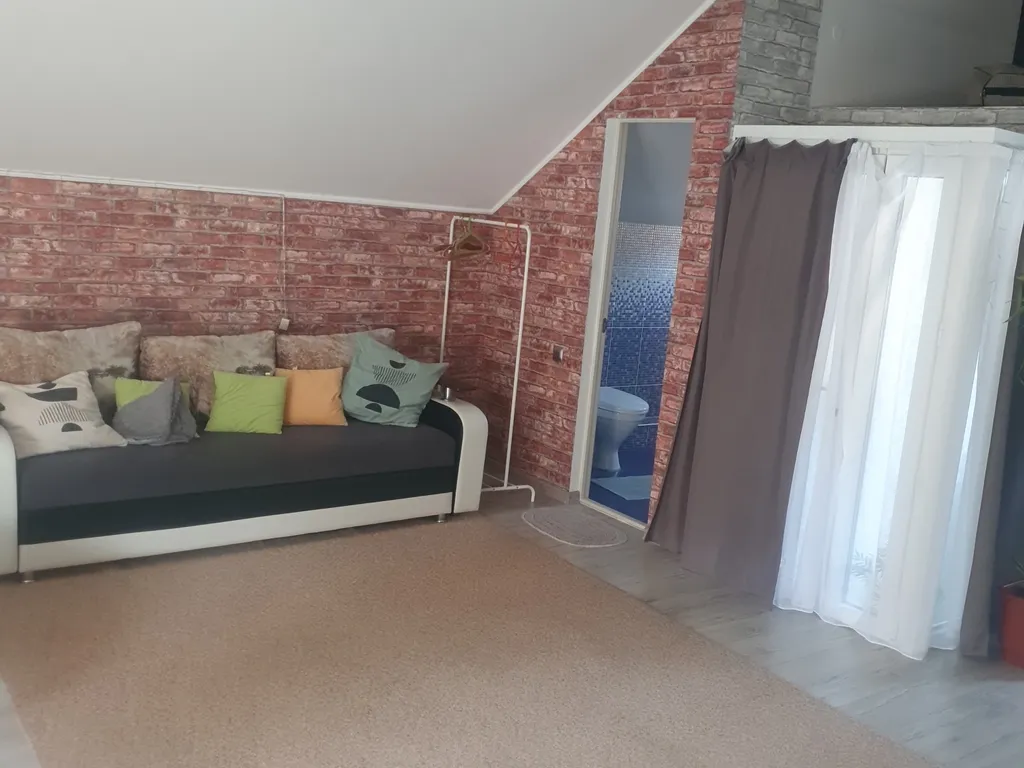 Комната в частном доме с собственной ванной комнатой