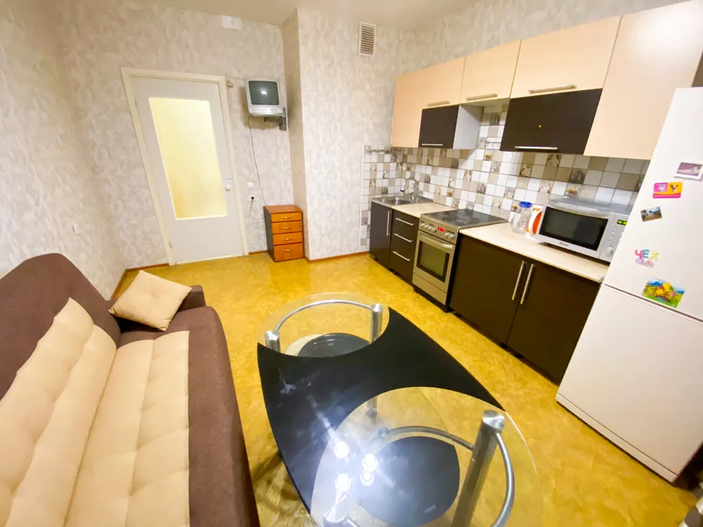 Апартамент двухкомнатный у ТЦ Рио Иваново, эконом