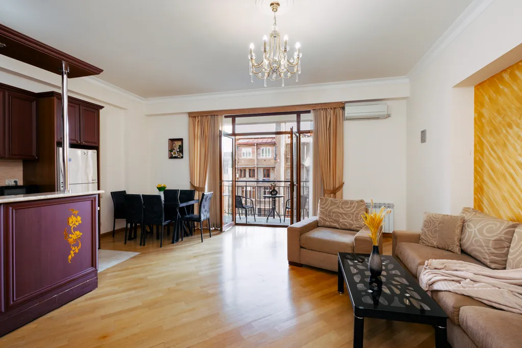 Светлая квартира в самом центре города