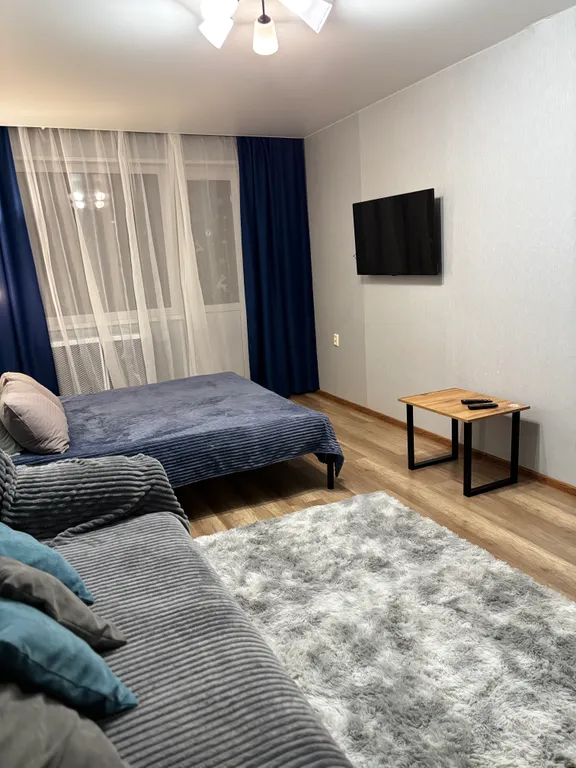 Уютнaя 2-комнатная квартира у памятника Алёши