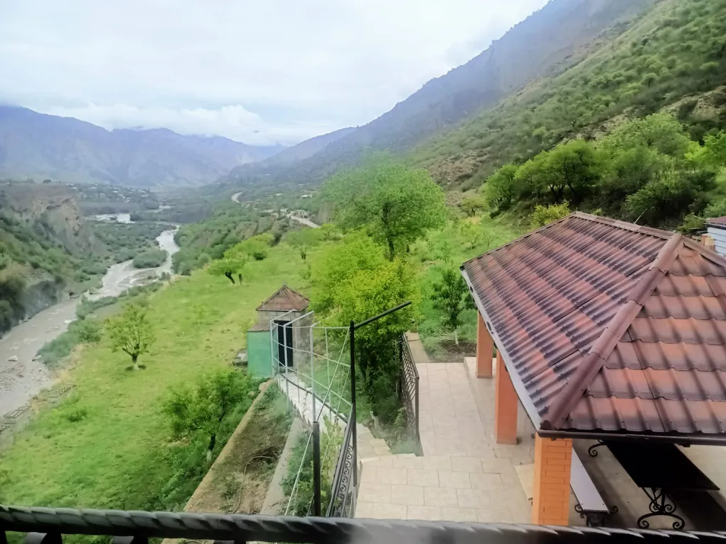 Дом с видом на реку