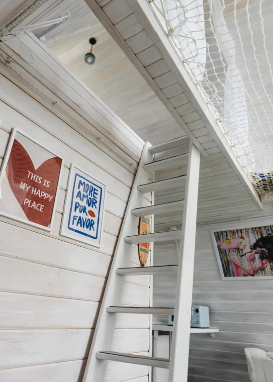 Дом в стиле A-фрейм