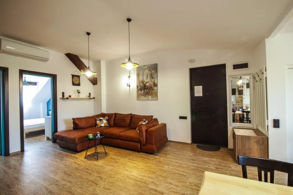 Дато апартамент