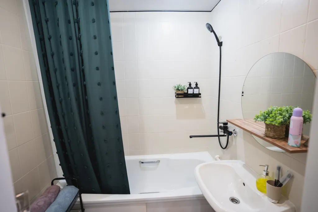 Просторна теплая двухкомнатная квартира с большим смартТВ