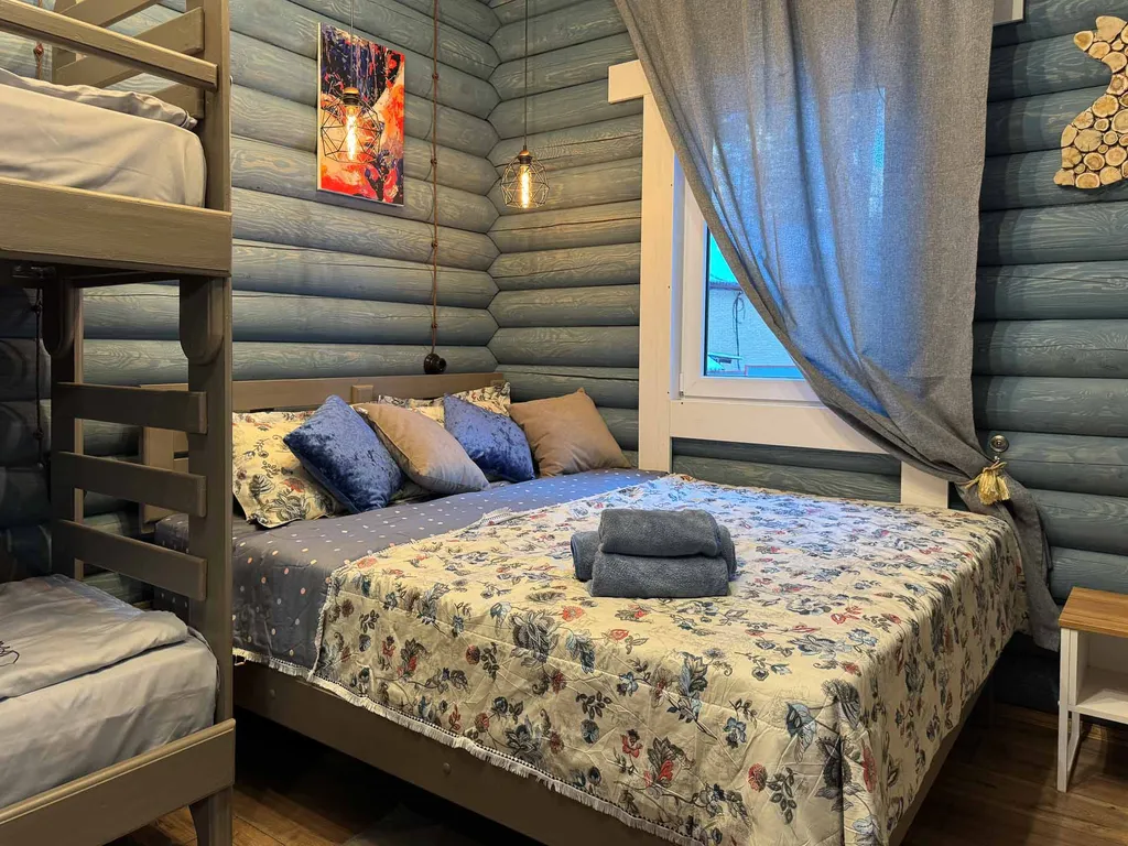 Жилой дом из сруба