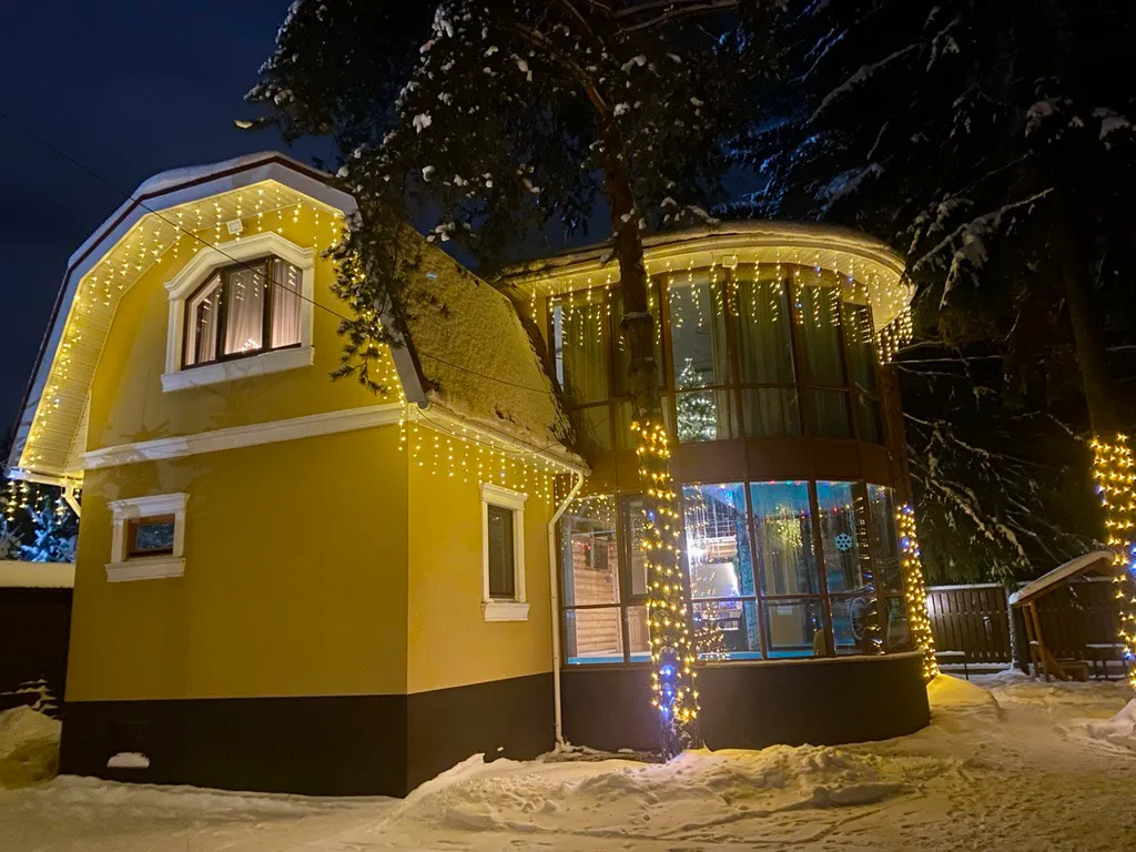 Коттедж с теплым бассейном и баней на дровах