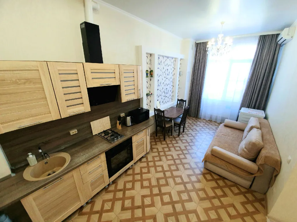 Квартира Просторная квартира в центре города — Геленджик