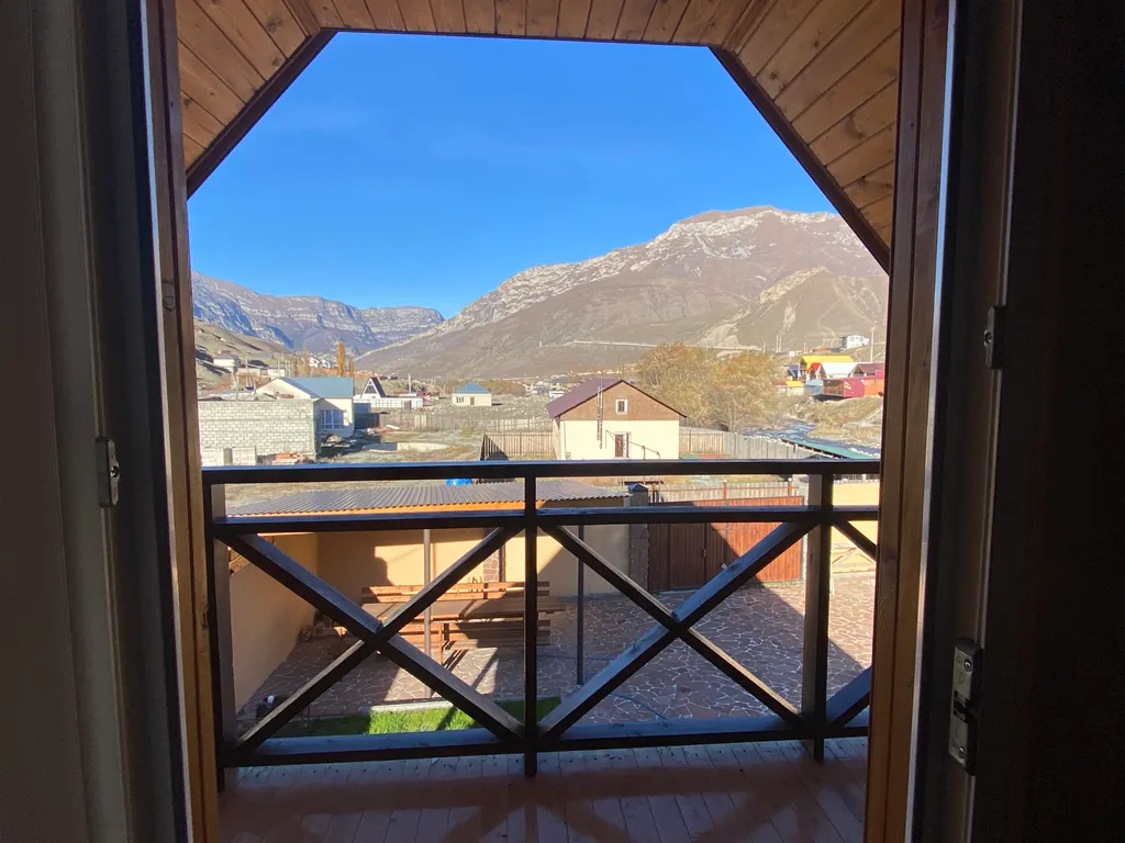 Дача на берегу горной реки