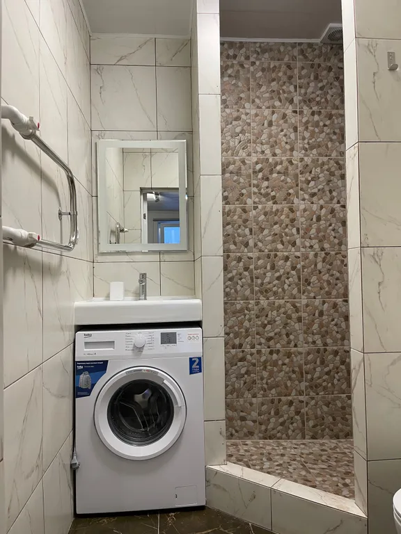 Уютный таун среди леса на 1-ой линии