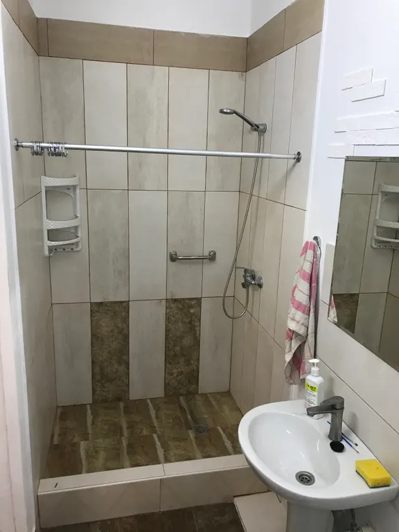 Комната с видом на море в Вардане