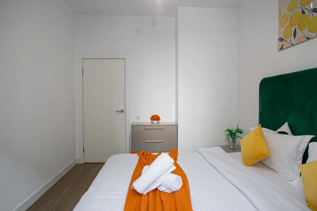 Бизнес-апартаменты с двумя кроватями рядом с ТРЦ MEGA