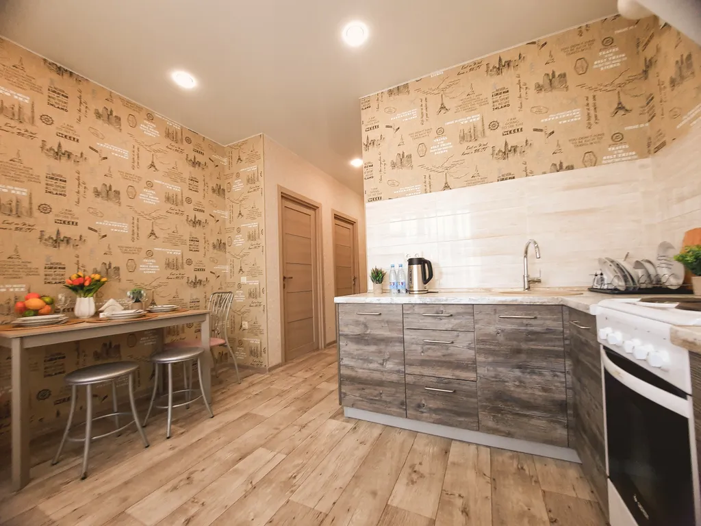 2-комнатная в центре города, рядом УИГА, Академия речи, Глазцентр