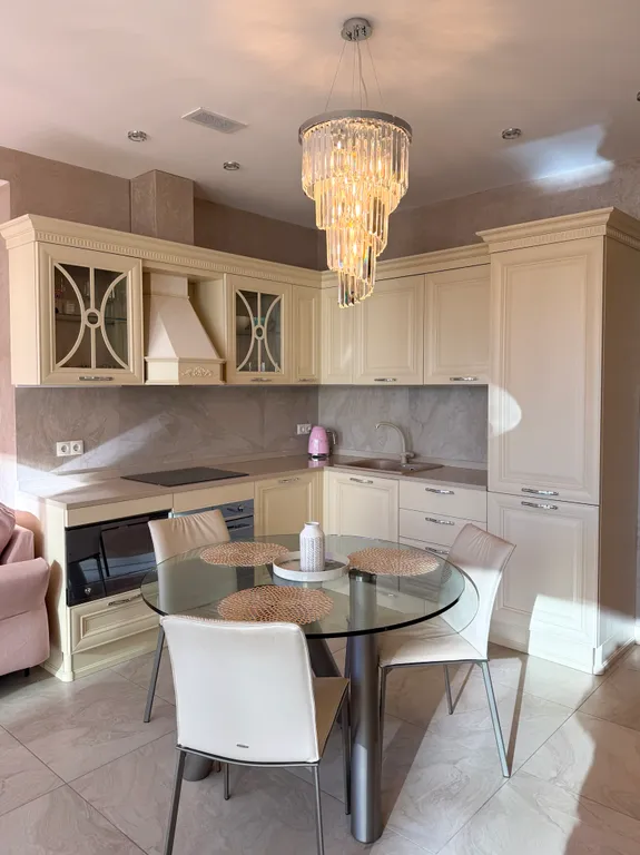 Двухкомнатная квартира на берегу моря, Bellevue Residence