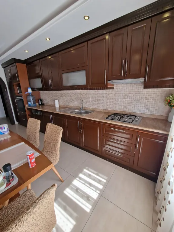 Большая квартира рядом с морем