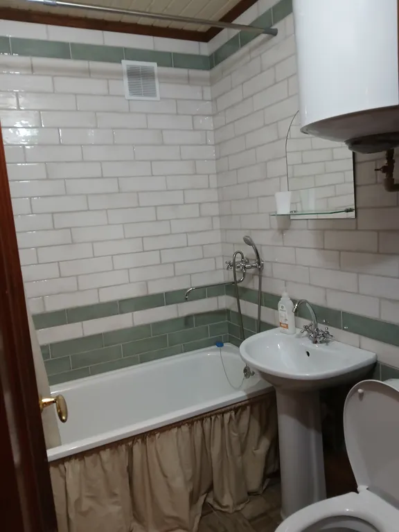 Евродвушка в новом доме рядом с монастырем