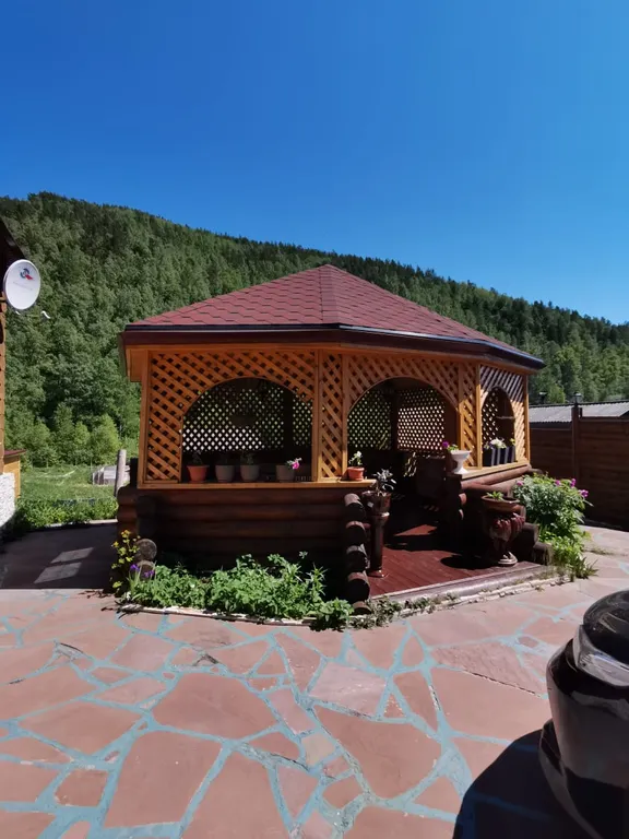 Коттедж Элис в центре с видом на Байкал