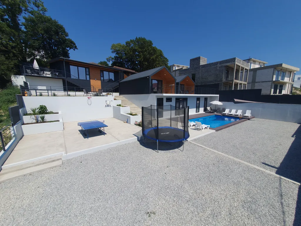 Коттедж ОТДЫХ С ВИДОМ НА МОРЕ — аренда посуточно в Дивноморское