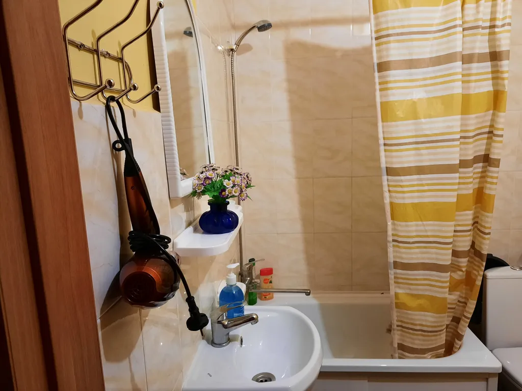 Студия-эконом на Заре