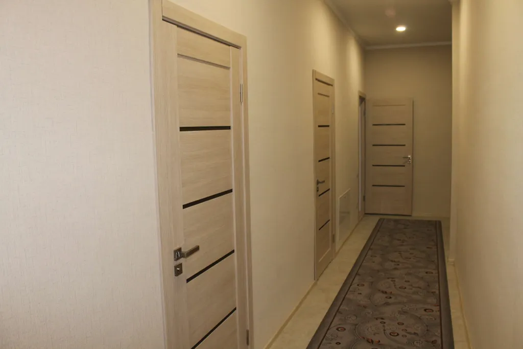 Четырехкомнатные апартаменты с балконом