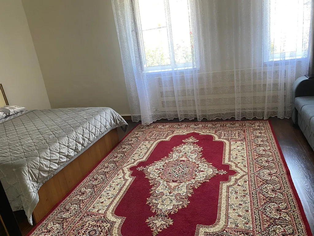 Дом, неподалеку от пляжа и набережной