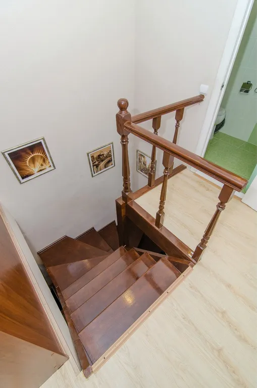 2-х этажные апартаменты с видом на город в Центре