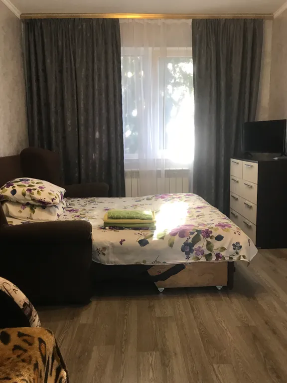 Квартира-студия возле сан.Славутич, Голубая Волна, Голден