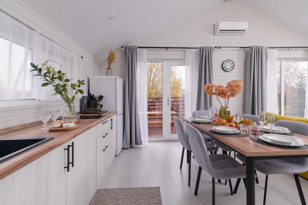 Коттедж Дом для отдыха: Истринское водохранилище, коттеджный поселок — Истра