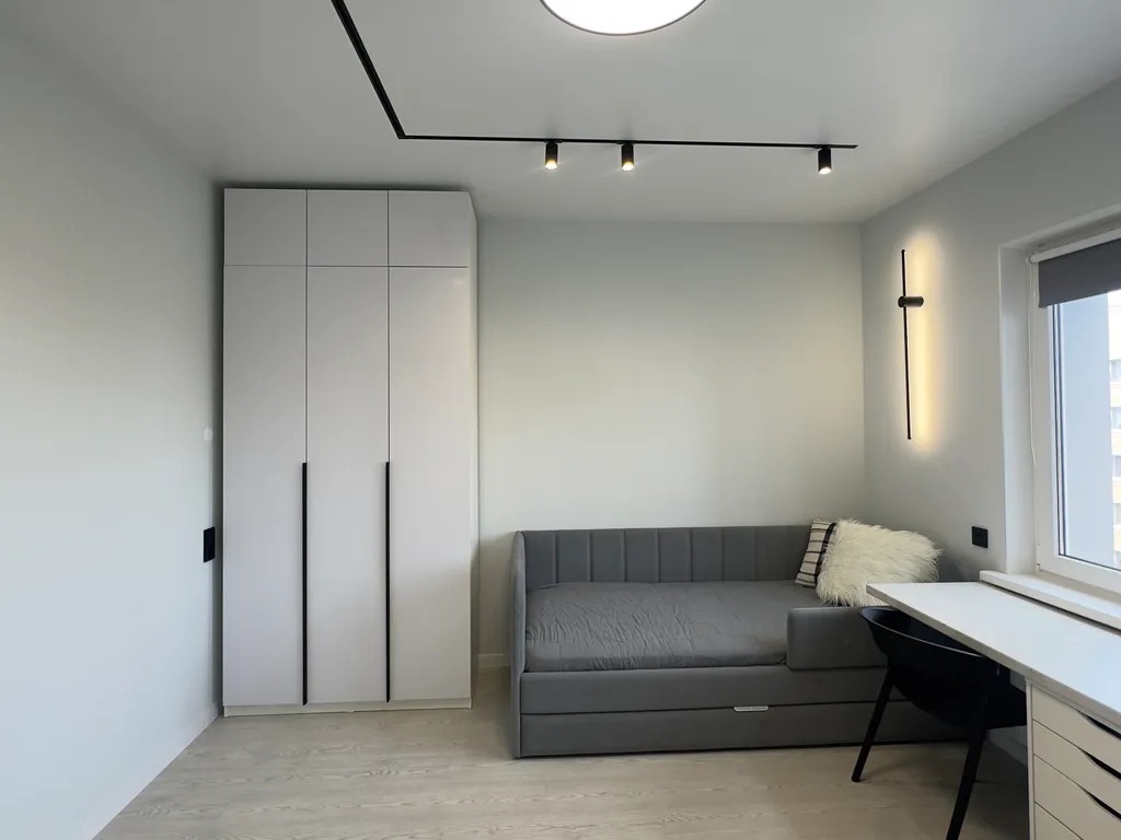 Видовая четырехкомнатная квартира в расширенном центре