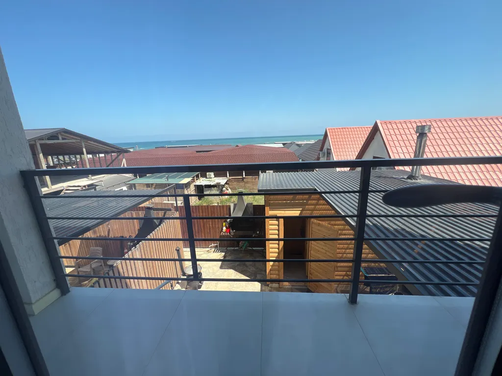 Коттедж на берегу Каспийского моря с парилкой во дворе