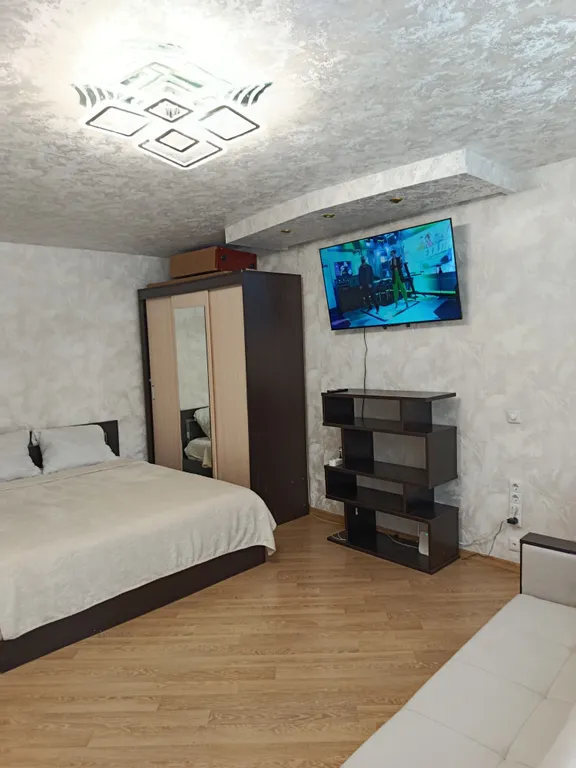 Уютная квартира рядом с метро партизанская