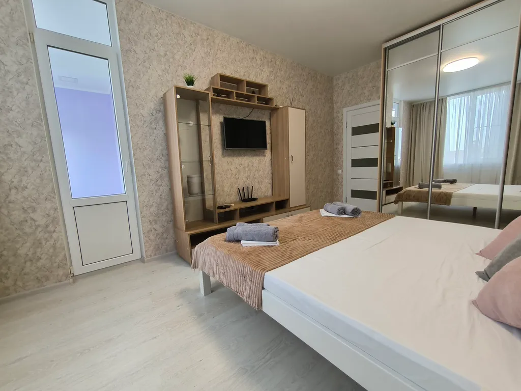 Квартира Квартира У Парка Победы в 10 мин ходьбы от пляжа и Aquamarine Resort & SPA. — Севастополь