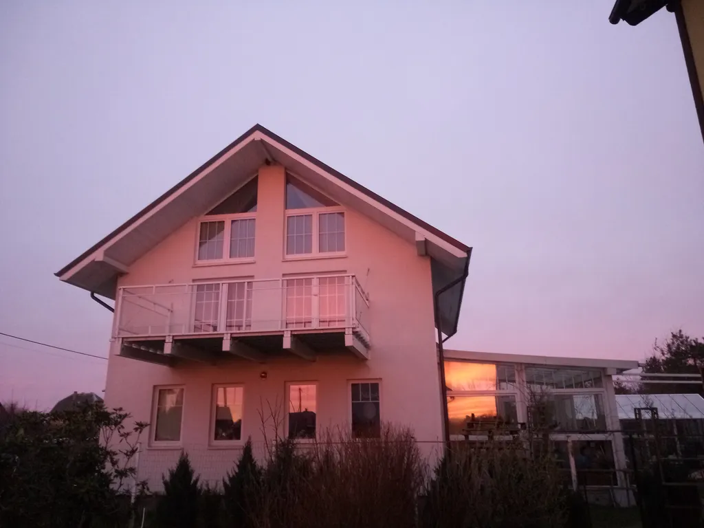 Дом на берегу моря