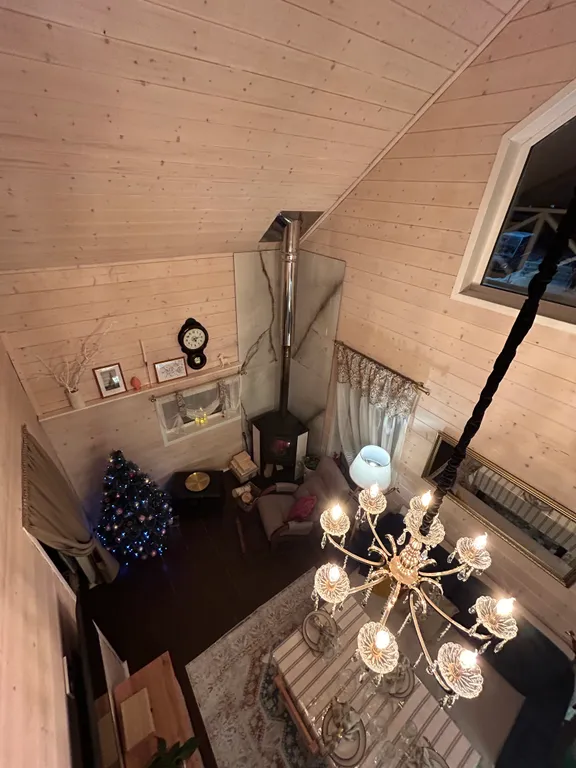 Голландский домик у леса