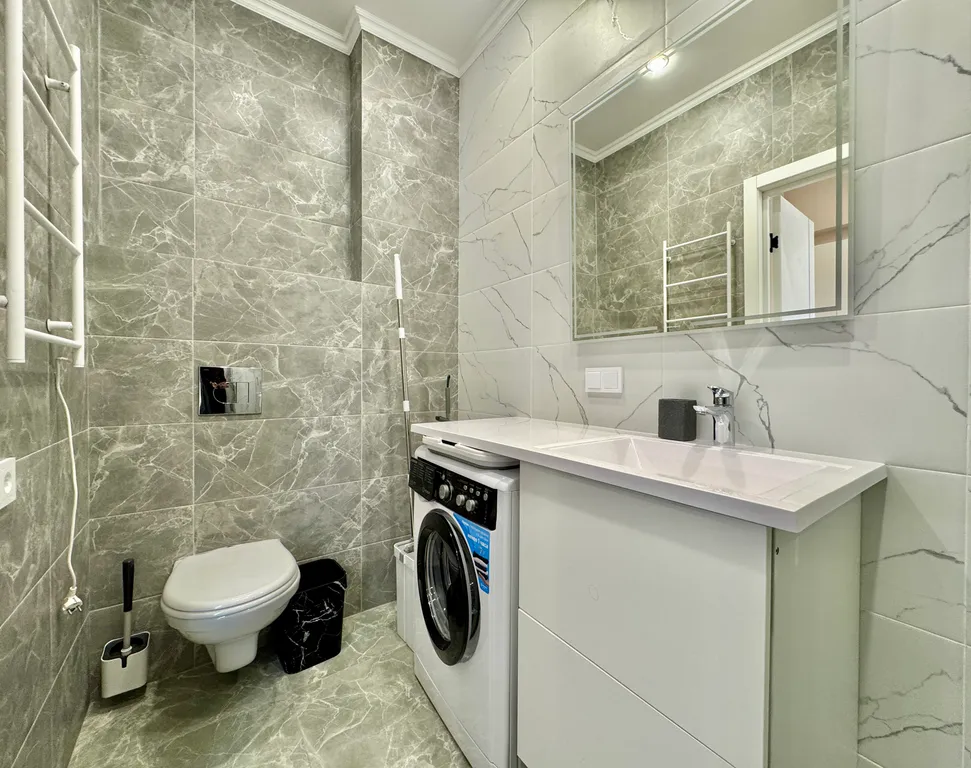 Апартамент с балконом в центре Ялты