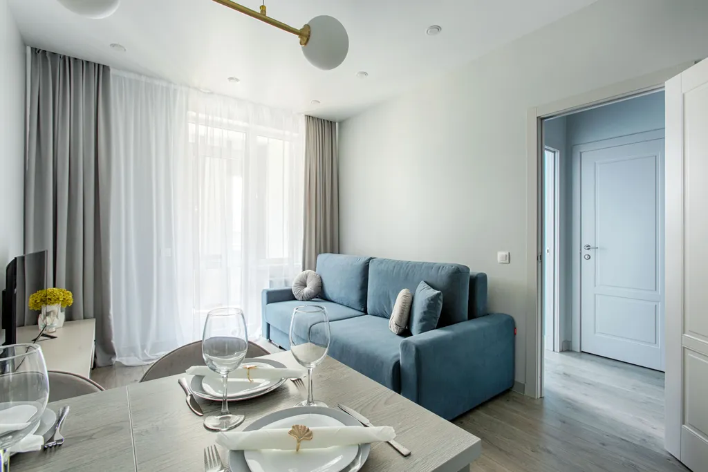 Status House