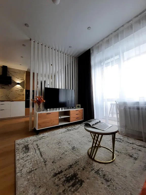 Уютная евродвушка в центре — до 4 гостей, Wi‑Fi, закрытая парковка.