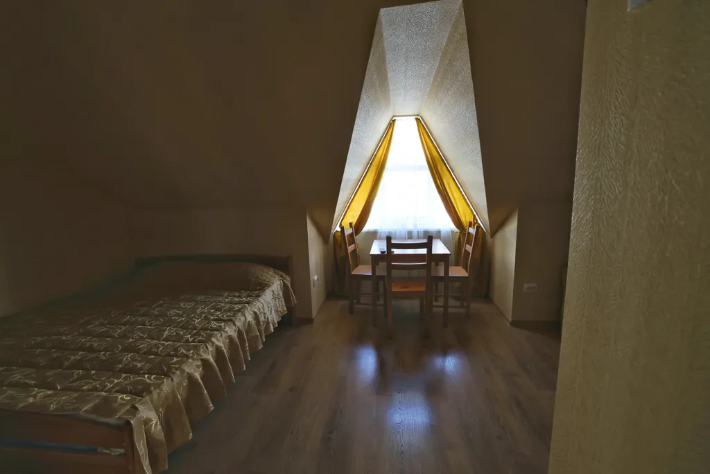 Квартира Двухместный номер с доп. местом без балкона с видом на горы — аренда посуточно в Лазаревское