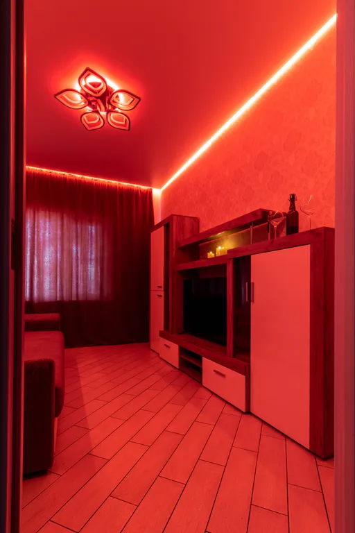 Апартаменты 2 в частном доме с тёплым бассейном у моря