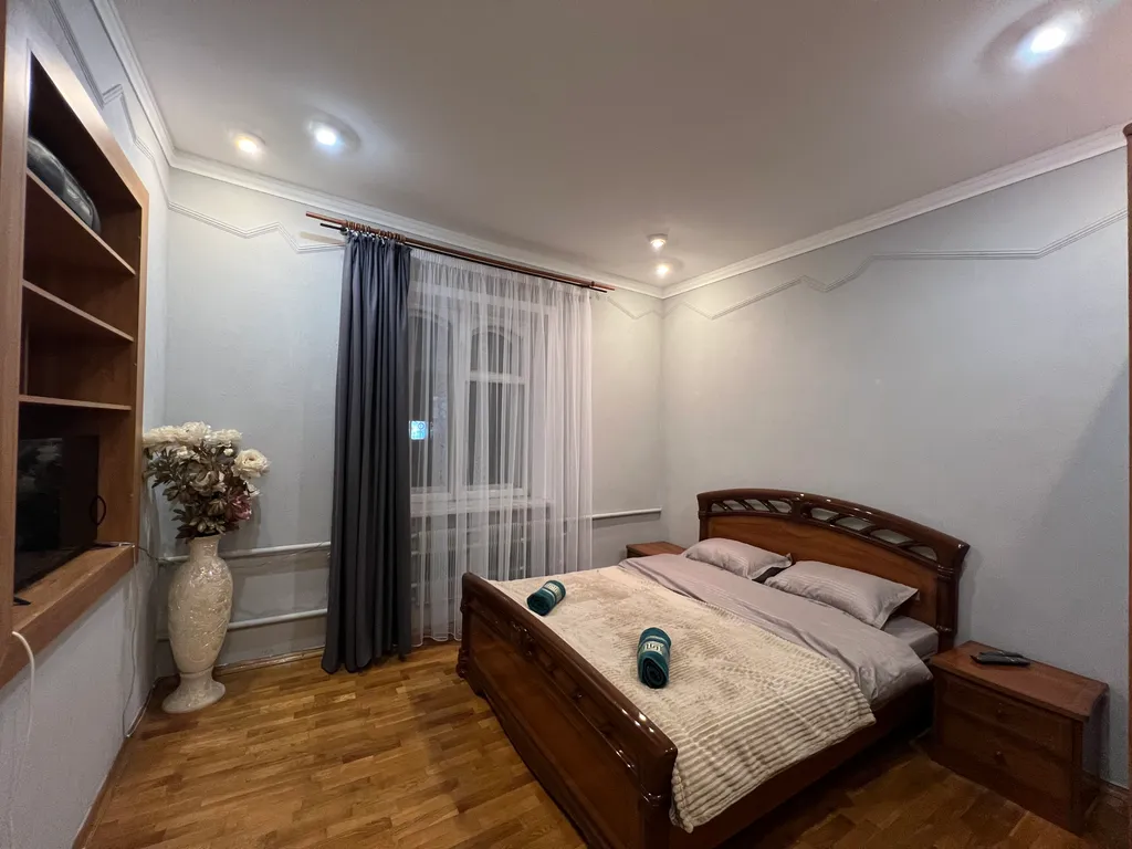 Дом с мангальной зоной  в самом центре города