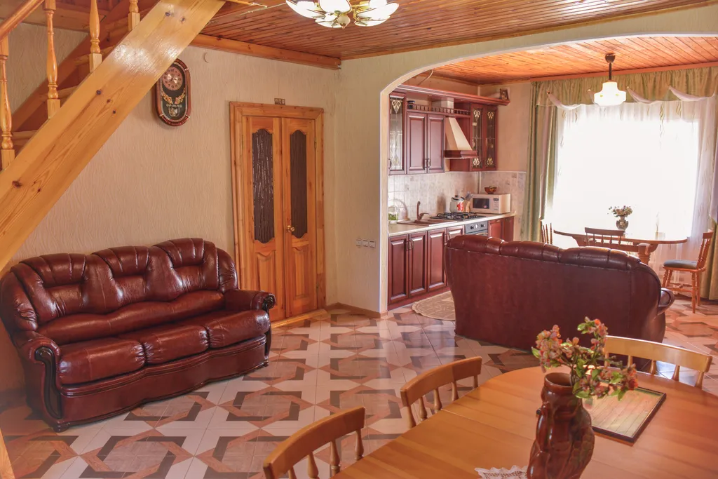 6-комнатный Дом