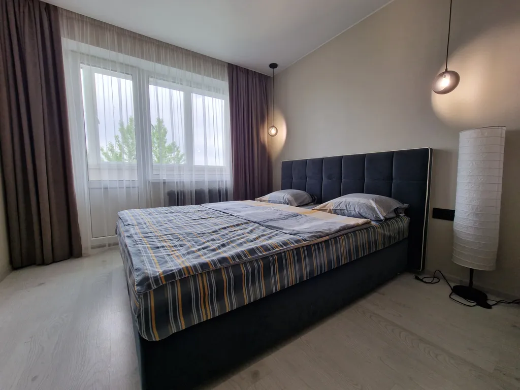 Новый апартамент с гостиной и тремя спальнями