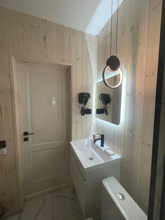 6-комнатный Дом