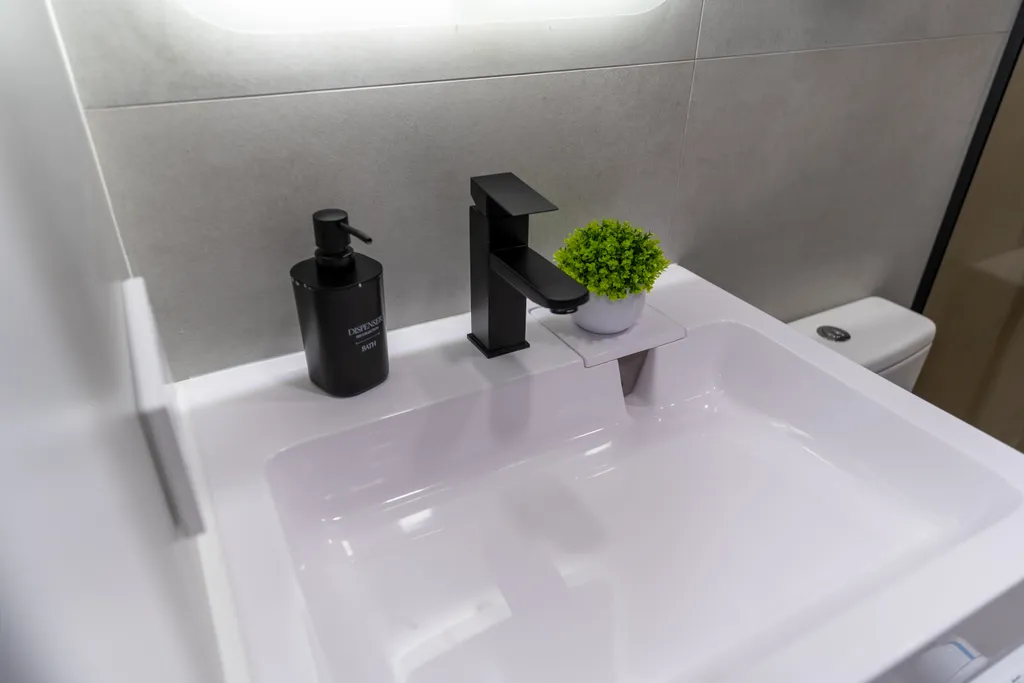 Квартира Квартира Яркая студия с балконом для пары — Екатеринбург