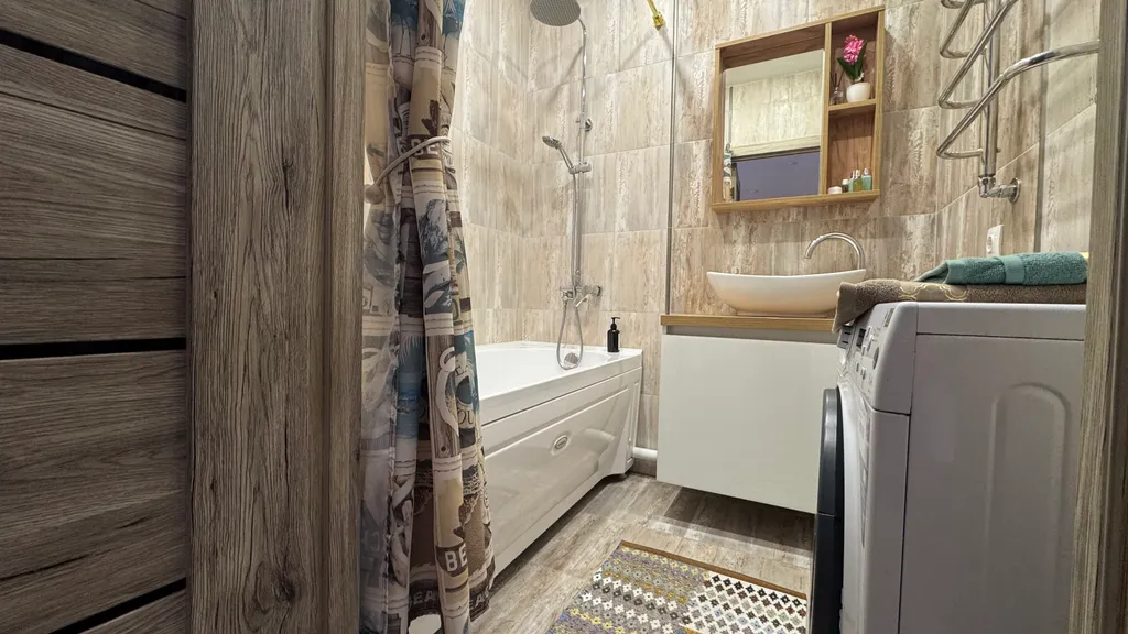 Уютная квартира рядом с парком аттракционов и ж/д вокзалом